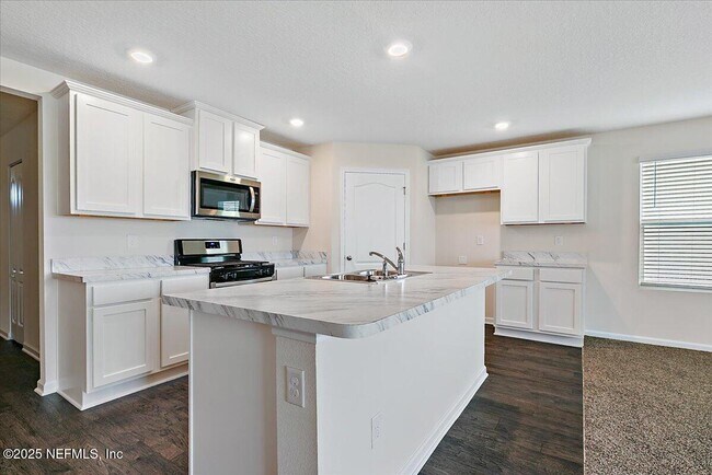 Building Photo - 350 Jarama Cir