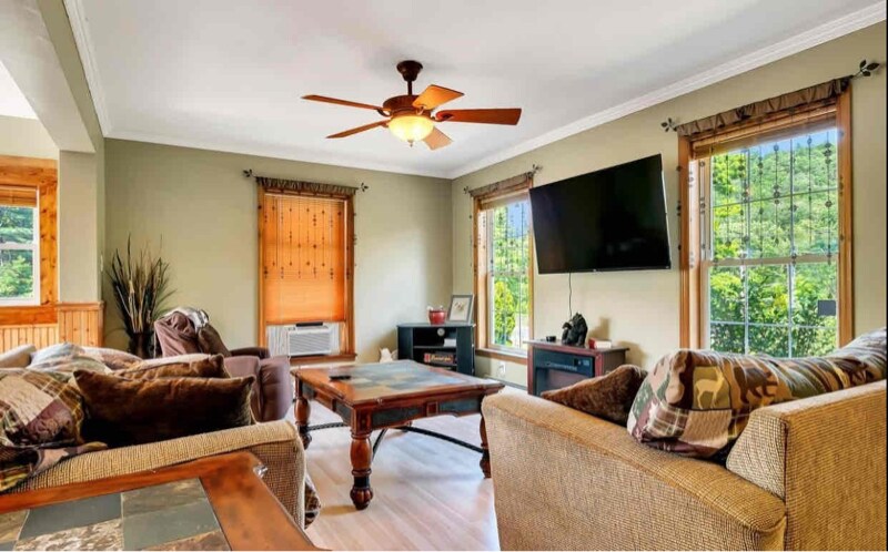 Building Photo - 2101 State Hwy 9N