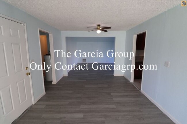 Building Photo - 4505 NE Emerson St