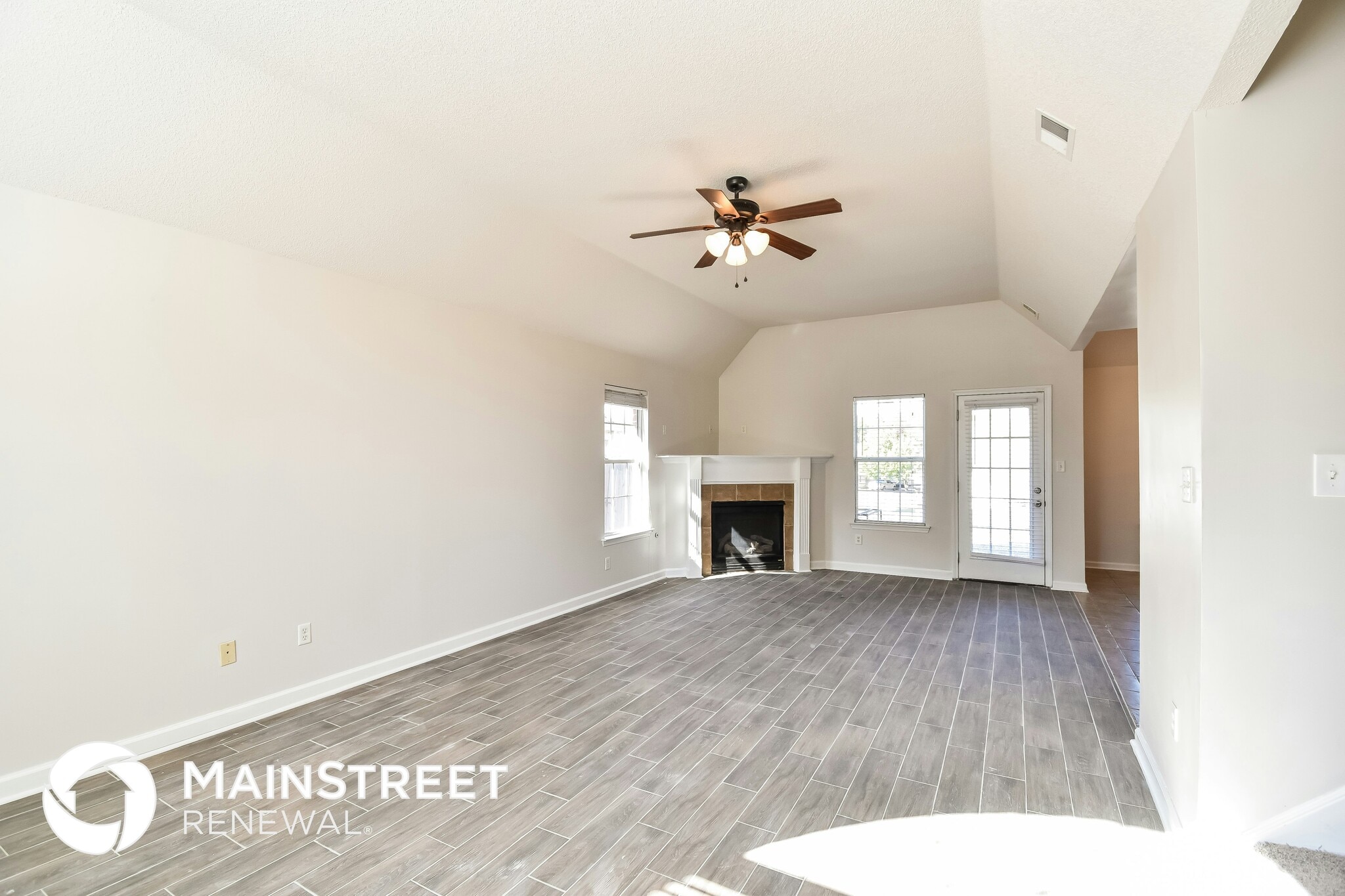 Building Photo - 1116 Warwick Pl