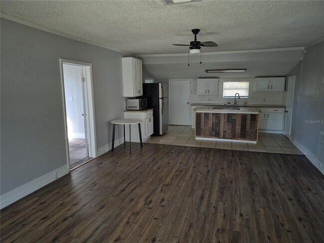 Building Photo - 3104 E Ellicott St