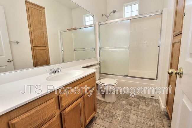 Building Photo - 506 Navigator Dr