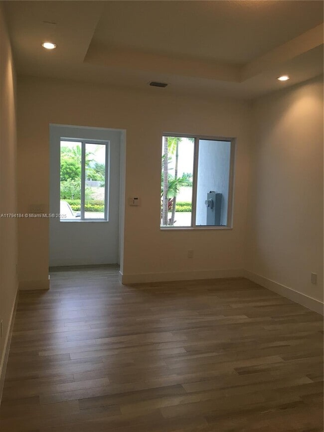 Building Photo - 17545 SW 150th Ct