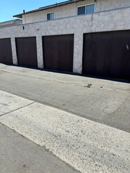 2 Car Garage with Remote - 1249 E Bastanchury Rd