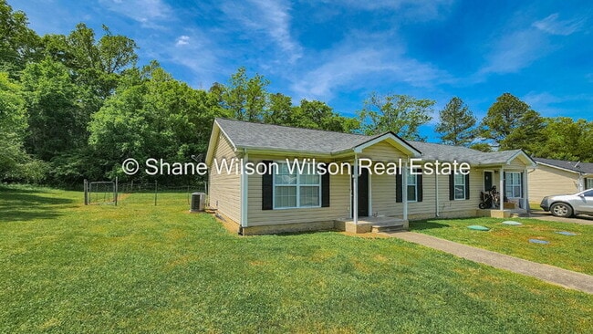 Building Photo - 37 Allison Dr