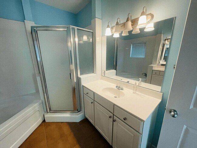 Building Photo - 4102 Regency Ct