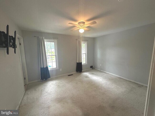 Building Photo - 5529 Corot Ct