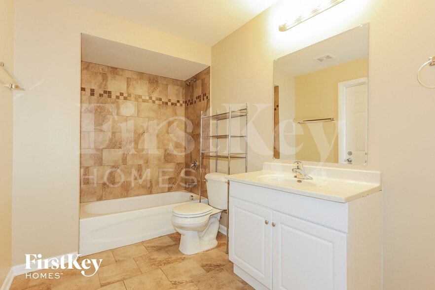 Building Photo - 4302 Applewood Ln