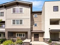 Building Photo - 3033 S Trailwood Way
