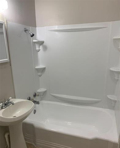 Building Photo - 815 S Willow St