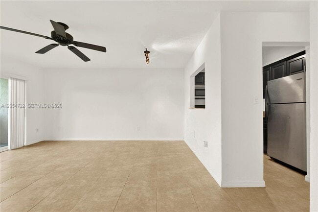 Building Photo - 14500 SW 88th Ave