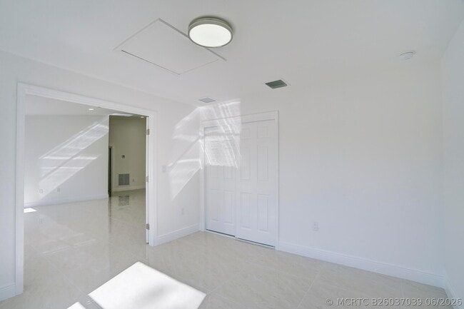 Building Photo - 13875 63rd Rd N