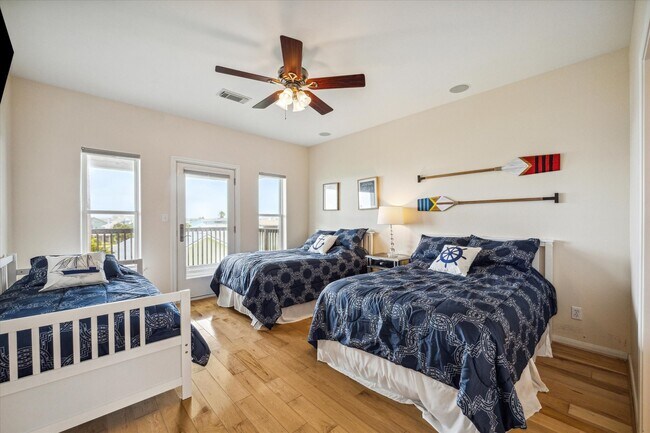 Building Photo - 4015 War Chest Ct