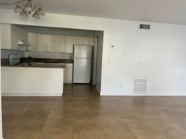 Building Photo - 4988 Sable Pine Cir