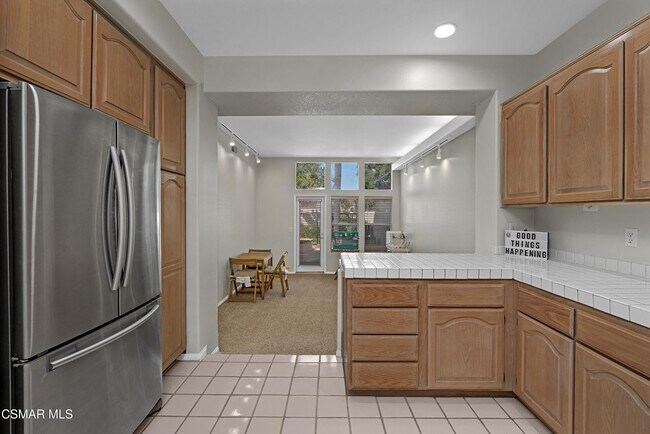 Building Photo - 1048 Mountain Oak Pl