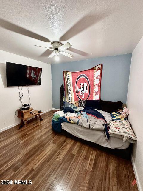 Building Photo - 1207 E Avenida Luna