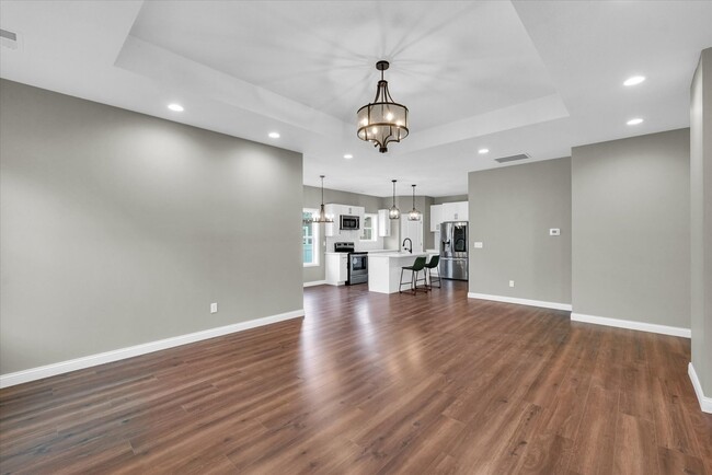 Building Photo - 3408 S Myra Ridge Dr