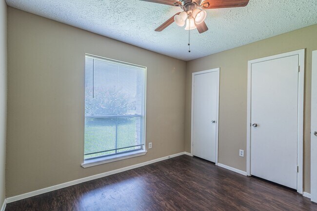 Building Photo - 14210 Galvani Dr