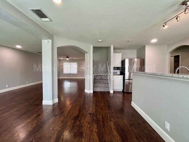 Building Photo - 8734 Snow Goose