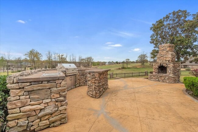 Building Photo - 3 Bedroom Home in Sage Meadows
