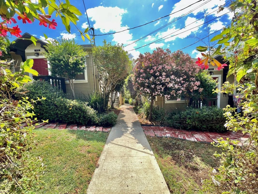 Building Photo - 1922 Preston Ave