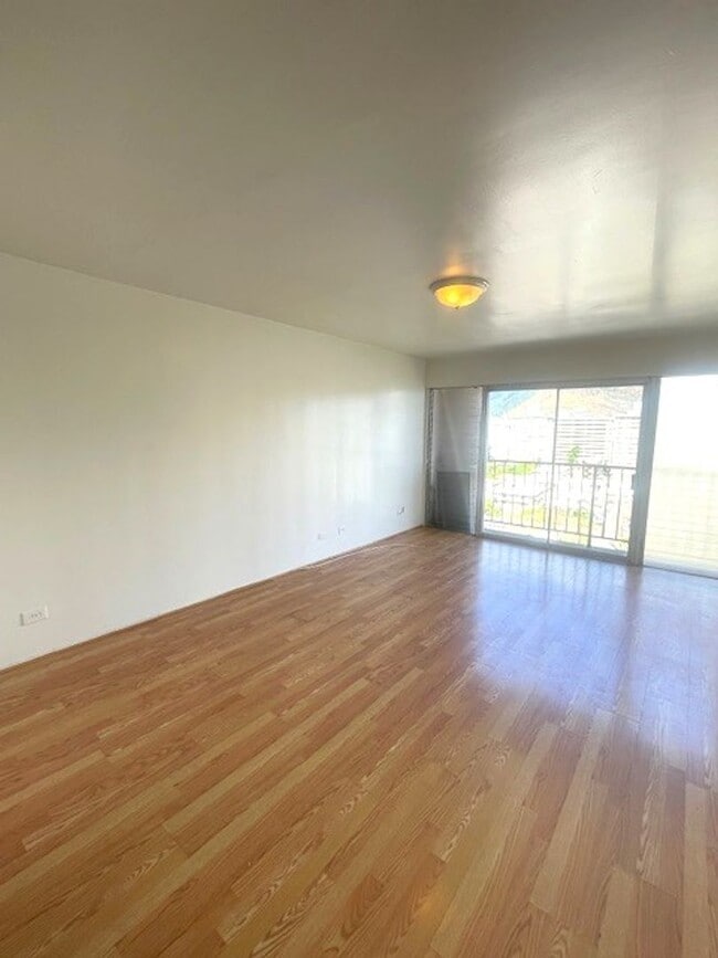 Primary Photo - 3 Bedroom / 1.5 Bath in Honolulu