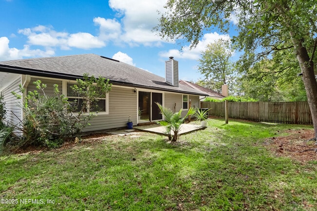 Building Photo - 9642 Pritmore Rd E