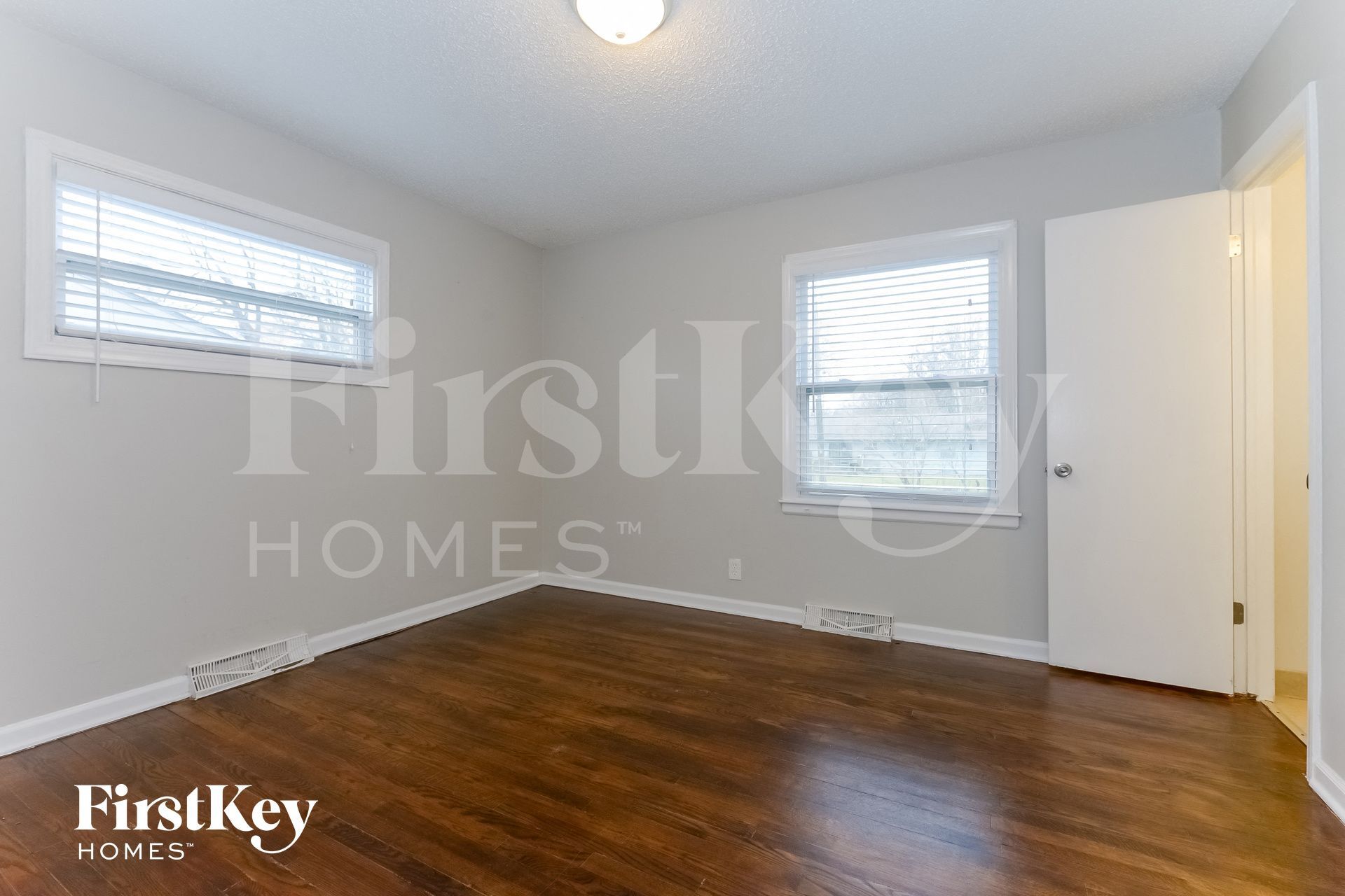 Building Photo - 210 Berry Ave