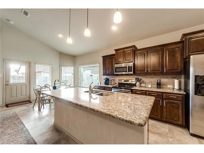 Building Photo - 313 Delgany Trail