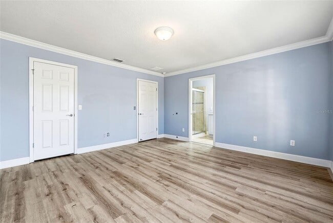 Building Photo - 12061 Breda Ln