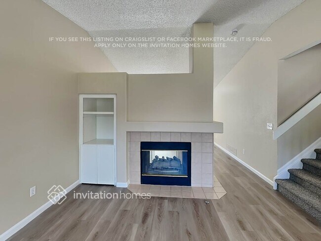 Building Photo - 10625 Hyacinth Ct
