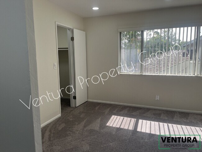 Building Photo - 520 S I St