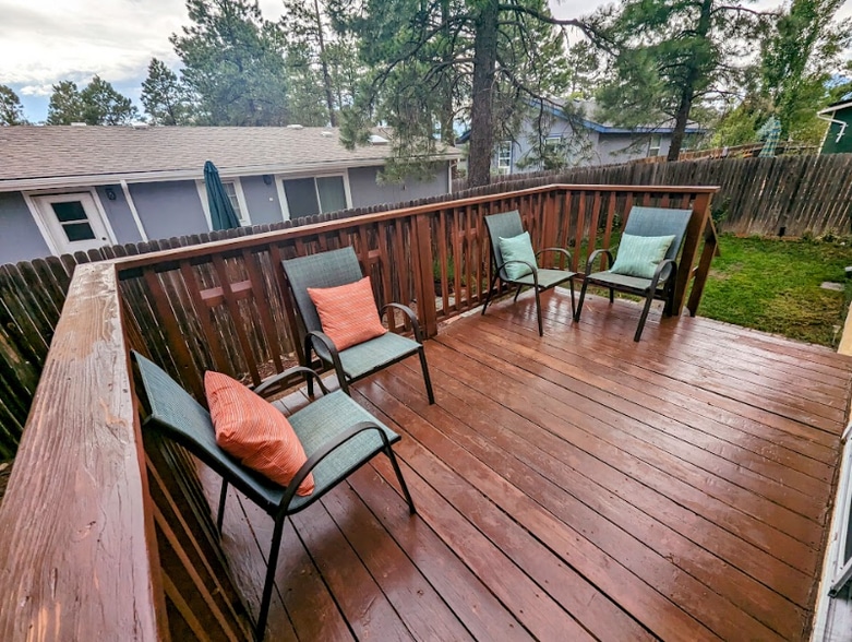 Building Photo - 120 E Camille Dr