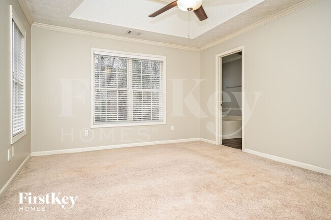 Building Photo - 35 Pebble Brooke Pass