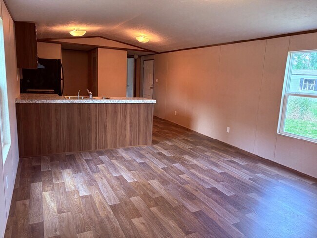 Building Photo - 597 FM 3228