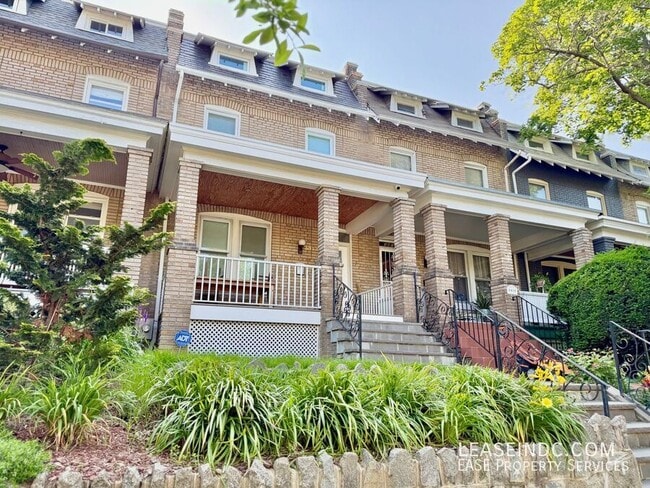 Primary Photo - 3815 13th St NW