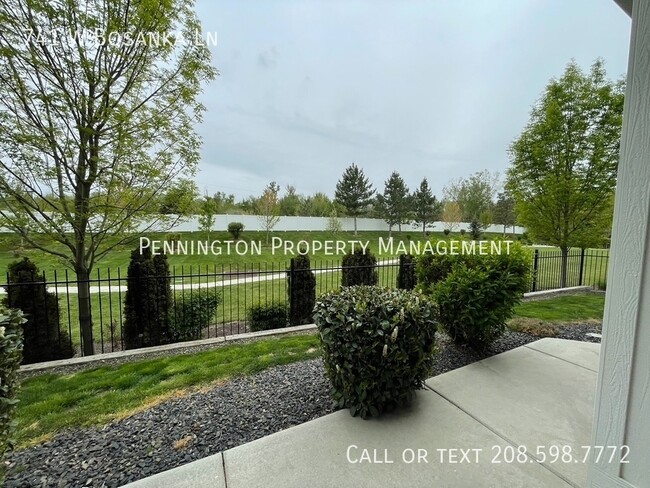 Building Photo - 741 W Bosanka Ln