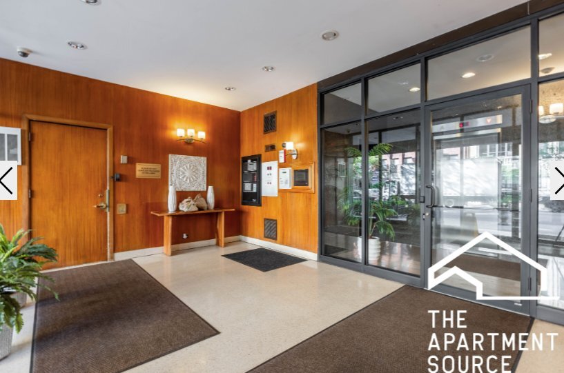 Building Photo - 445 W Wellington Ave