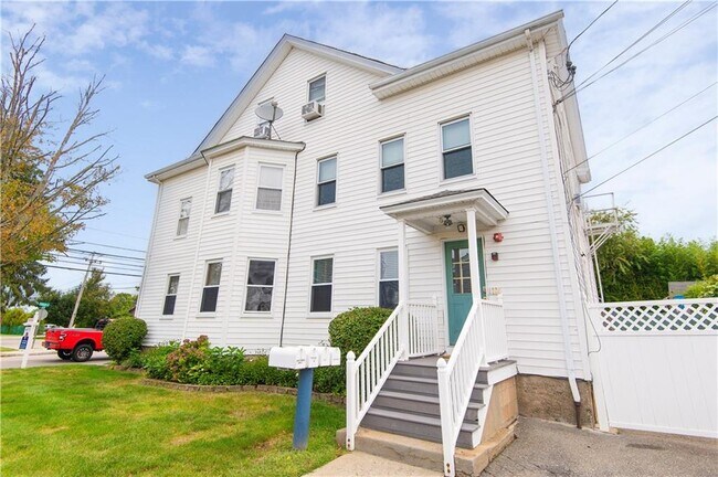 Primary Photo - 455 Child St