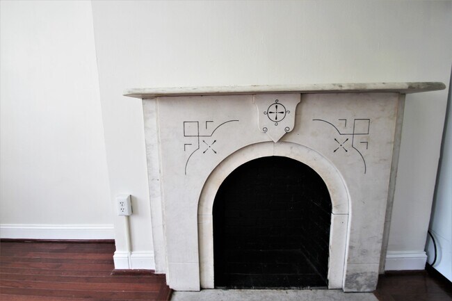 Interior Photo - 1220 Saint Paul St.
