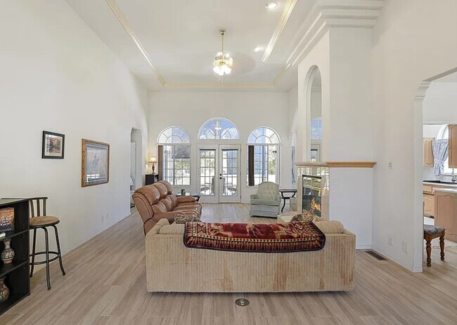 Building Photo - 6615 Wentworth Ct NE