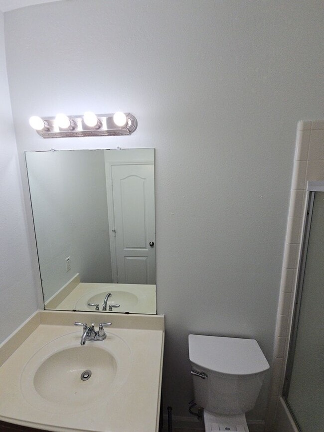 Building Photo - 1306 Squire Dr