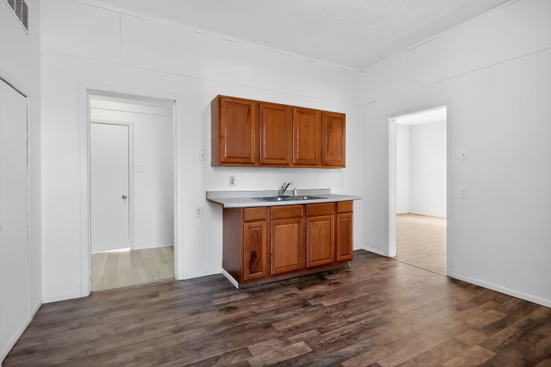 Building Photo - 313 N Washington St