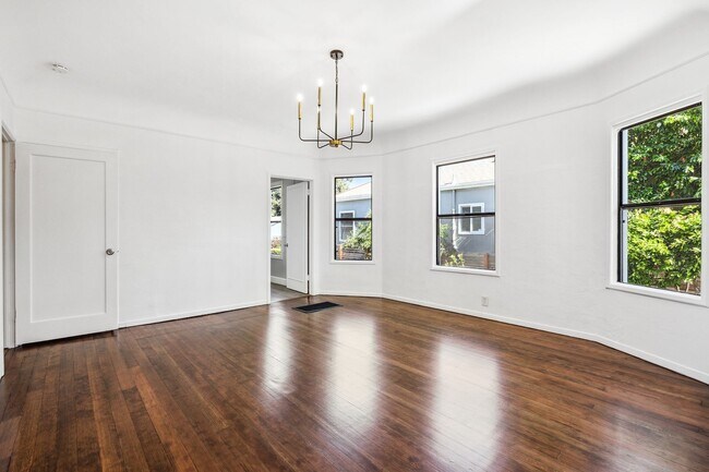 Building Photo - 1033 Central Ave