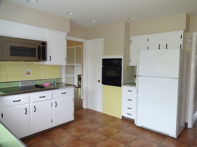 Building Photo - Wonderful Home in Prime Location!