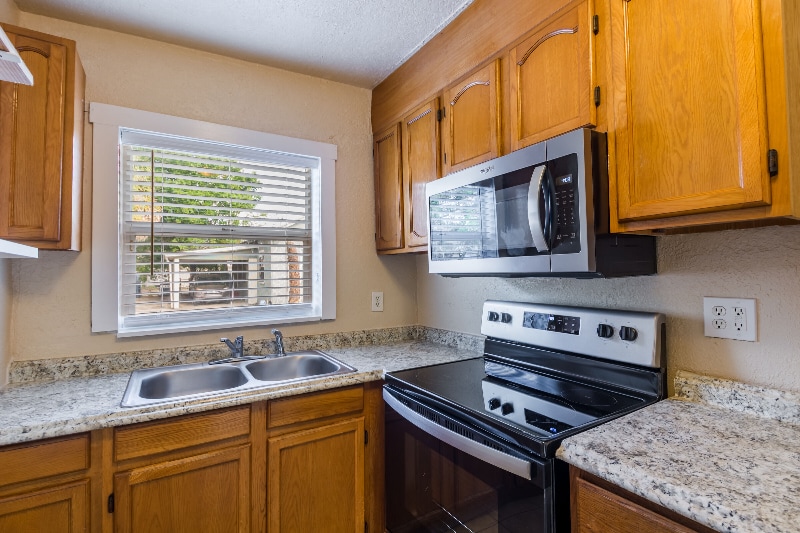 Building Photo - 1610 E 19th Ave