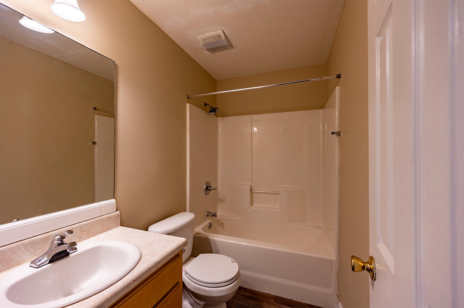 Building Photo - 100 Winding Way