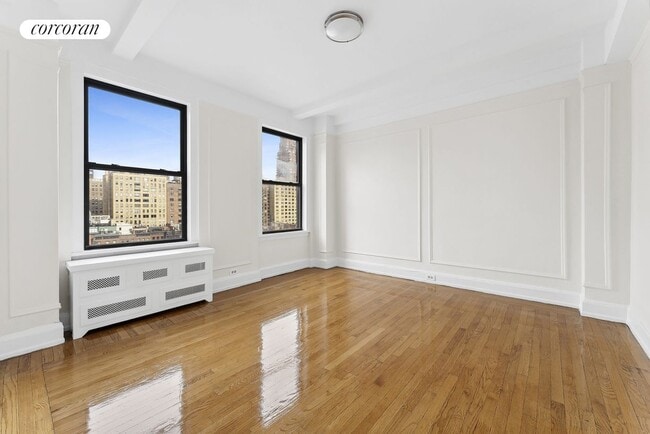 Building Photo - 175 W 76th St