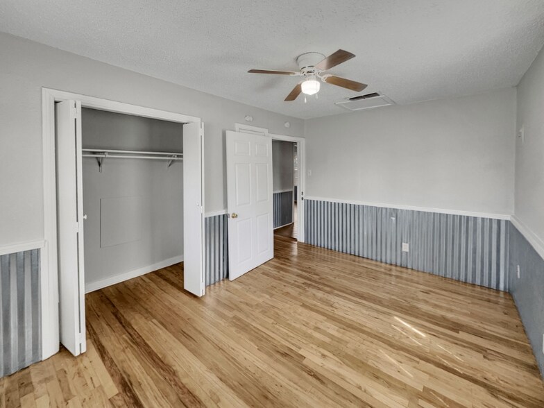 Building Photo - 2610 39th St