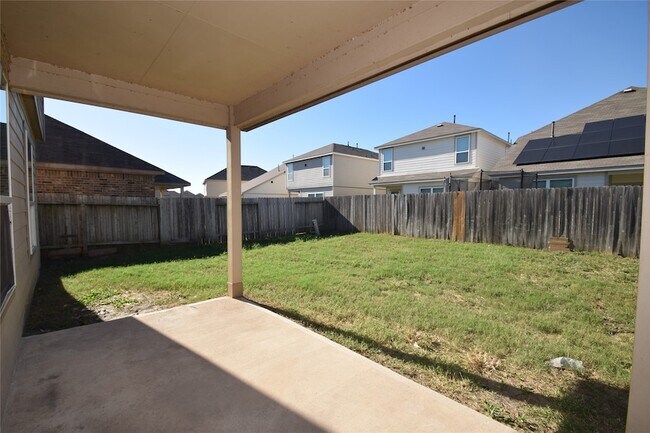 Building Photo - 24706 Pavarotti Pl